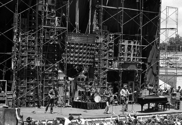 The Wall of Sound